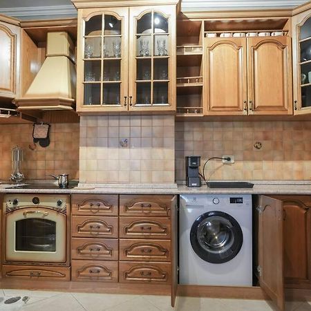 Staycation, City Center Apartment With Balcony Tirana Exterior foto